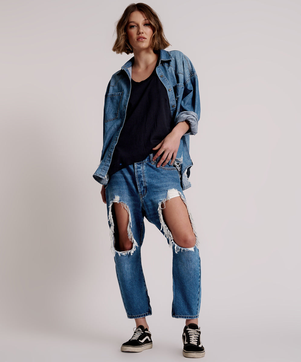 Last Stock Kingpins Low Waist Cropped Boyfriend Denim Jeans - Bay Blue