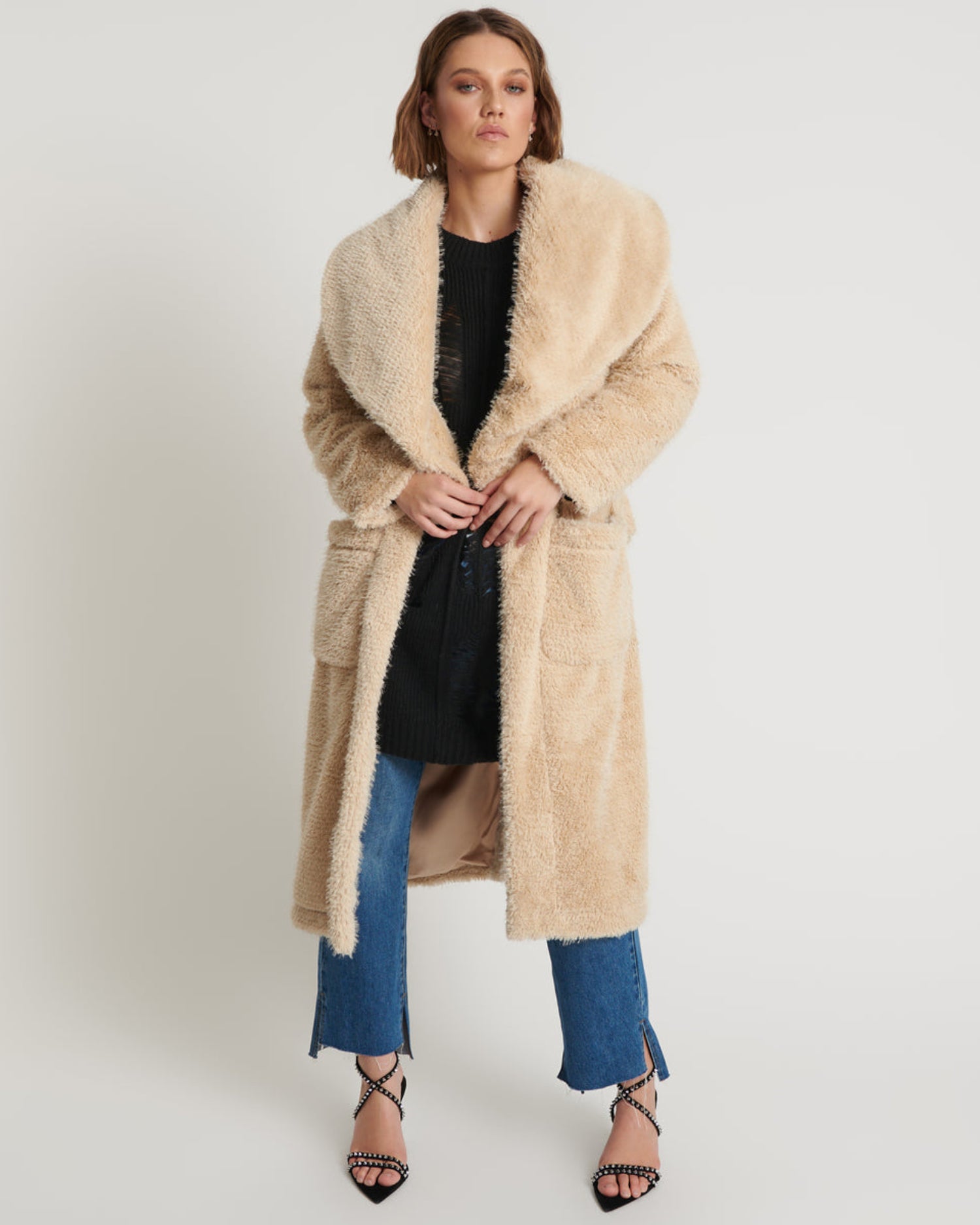 Last Stock The Wonderland Faux Fur Coat - Cream
