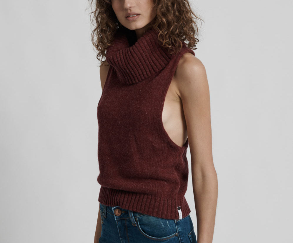 PARISIENNE ROLL NECK TOP