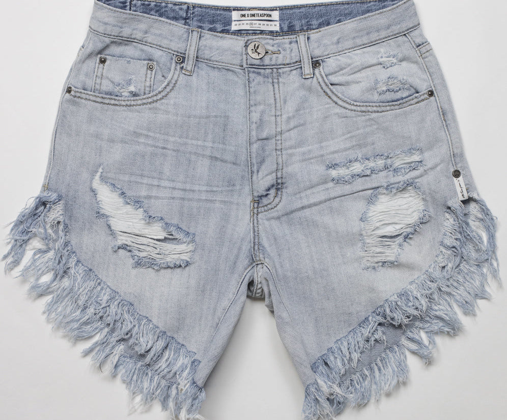 DIAMONDE FRANKIES LONG LENGTH DENIM SHORT