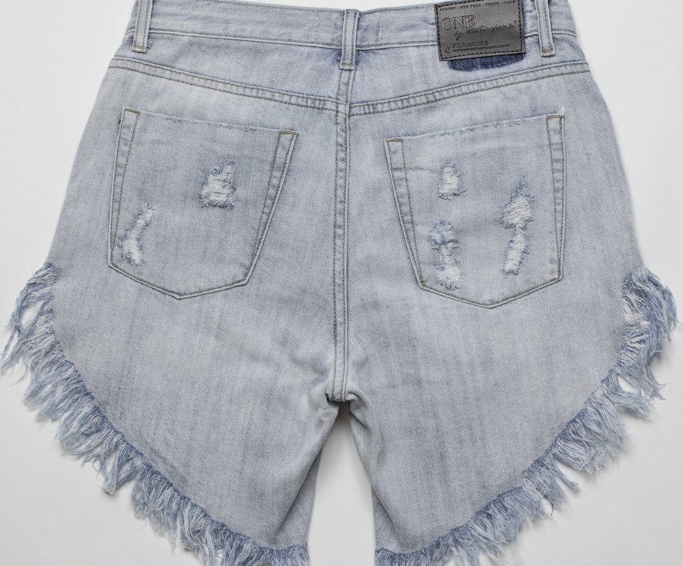 DIAMONDE FRANKIES LONG LENGTH DENIM SHORT