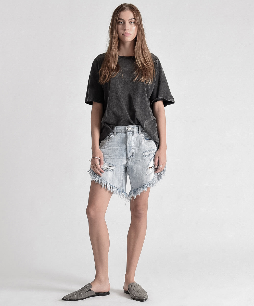Products DIAMONDE FRANKIES LONG LENGTH DENIM SHORT