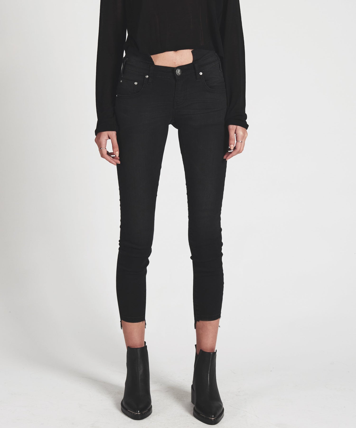 Products JETT BLACK FREEBIRDS II LOW WAIST SKINNY JEAN