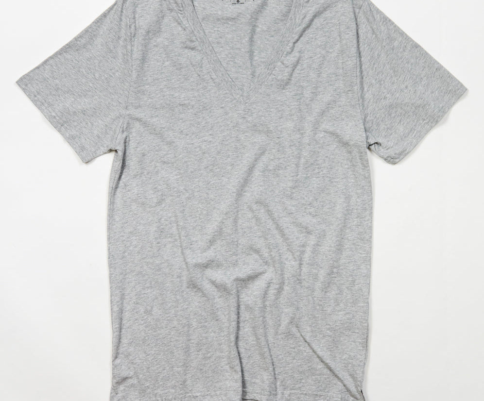 DEEP V COTTON TEE