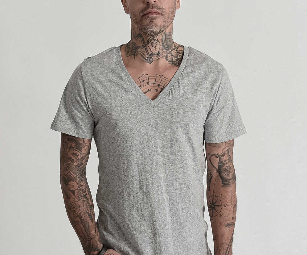 DEEP V COTTON TEE