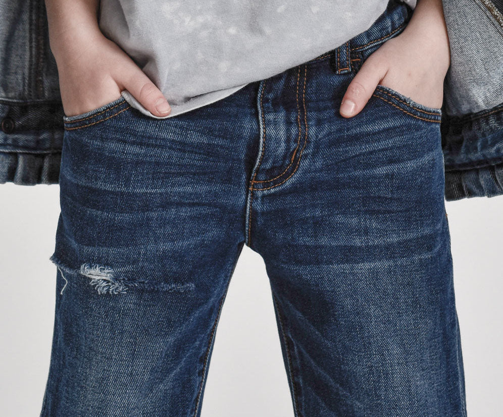 KIDS HOOLIGANS LOW WAIST RELAXED STRAIGHT LEG JEAN