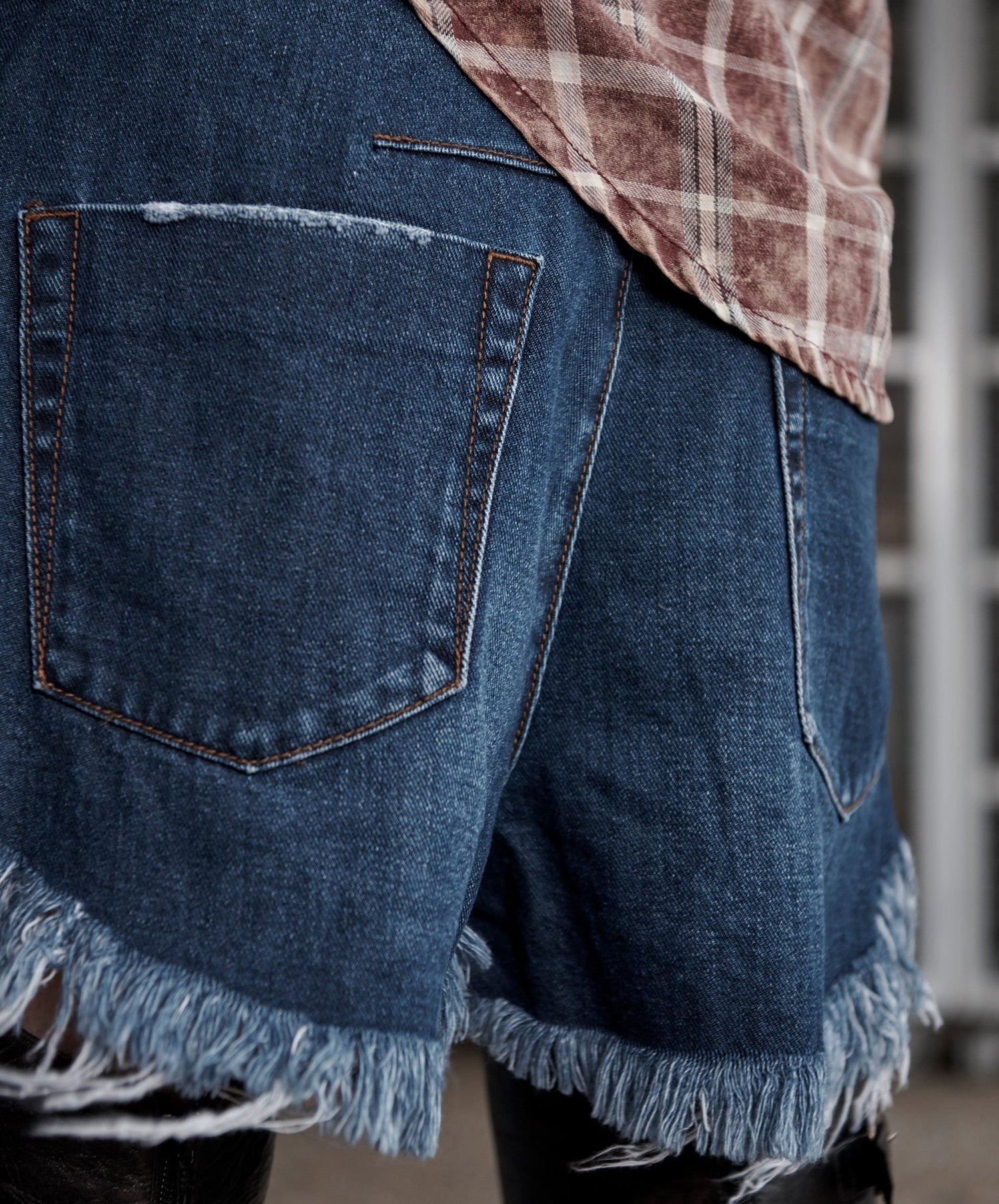 Products BLUEMOON LE WOLVES MID LENGTH DENIM SHORT