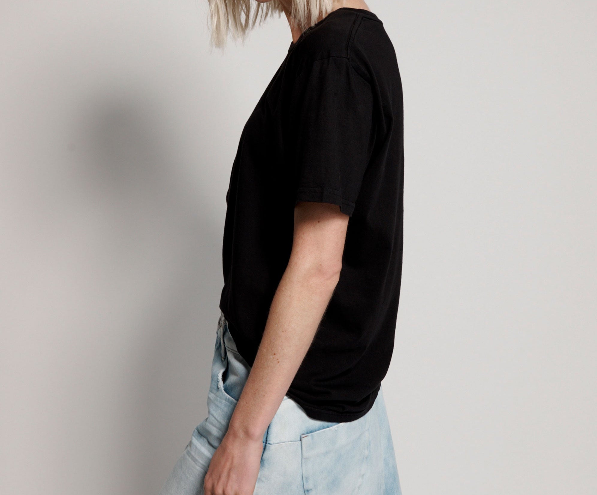 WILDE BLUE VANGUARD MID WAIST  RELAXED DENIM MINI