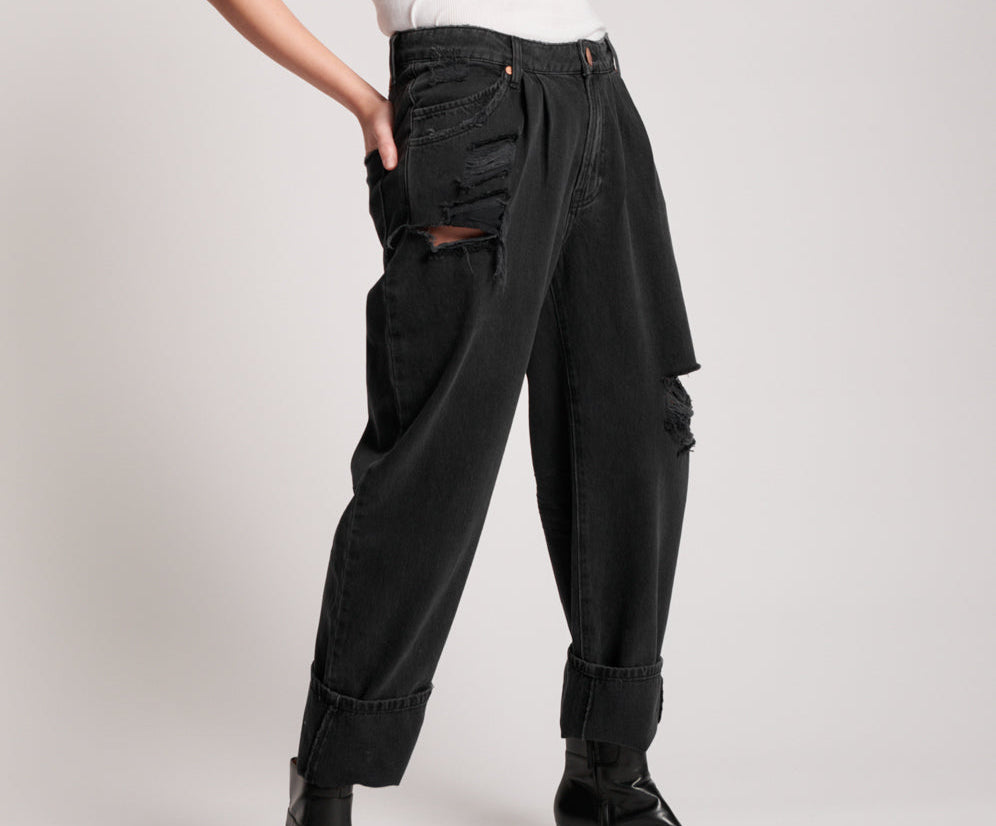 Smiths Low Waist Wide Leg Denim Jeans - Worn Black