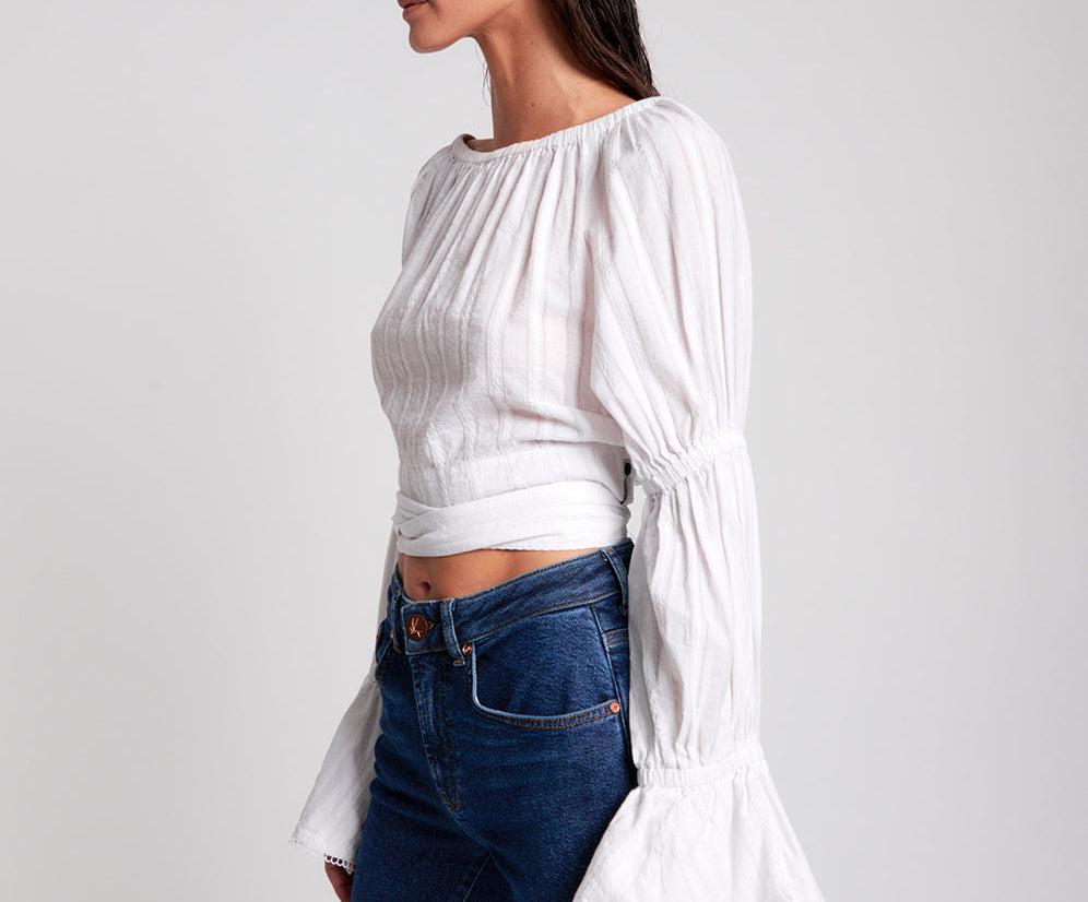 WHITE SUMMER NIGHTS CROP