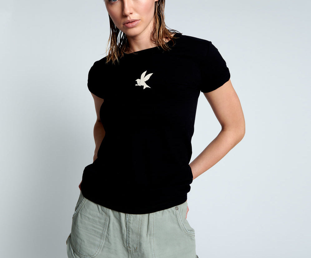 BLACK BOWER BIRD ORGANIC FITTED TEE