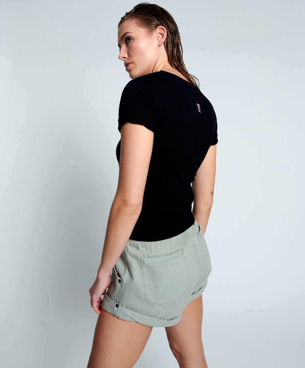 Products BLACK BOWER BIRD ORGANIC FITTED TEE