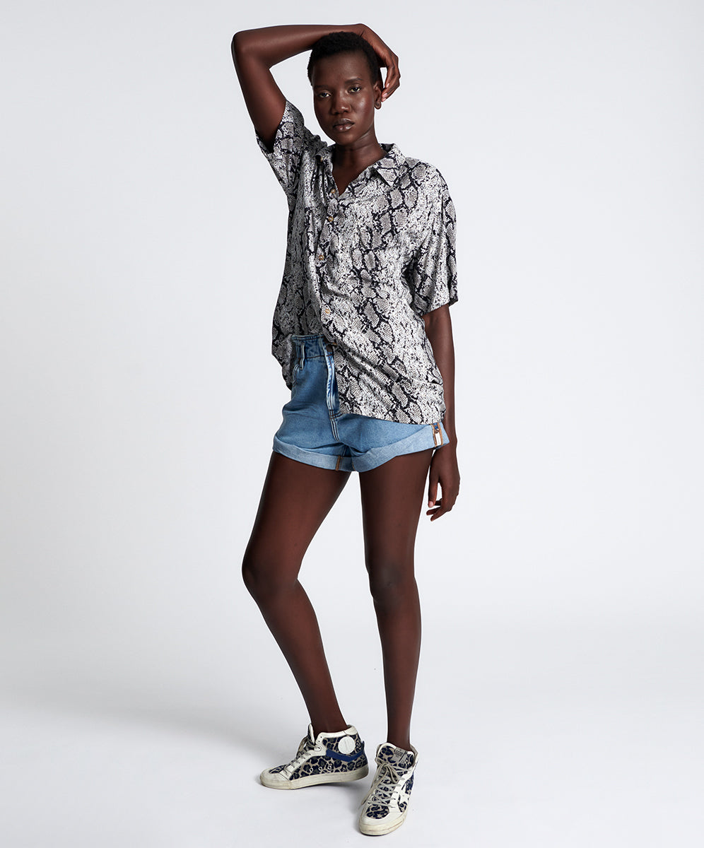 Products MIDH SNAKE UNISEX SHIRT