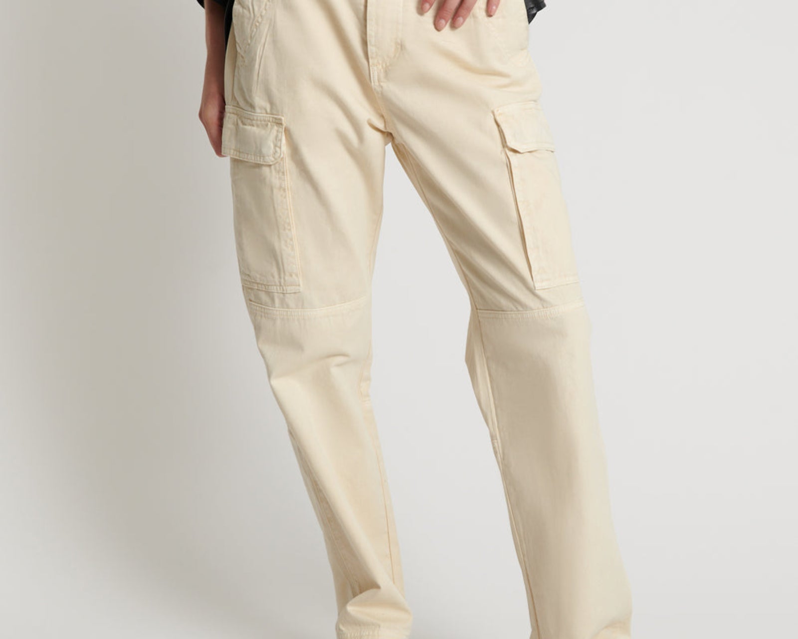 Cargo Motion Pants - Sand