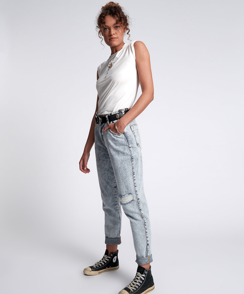 Products BLUE MALT PIONEER HIGH WAIST VINTAGE FIT JEANS