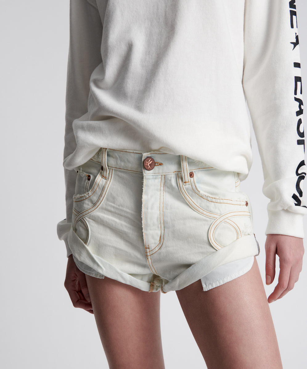 Products Bandits Low Waist Le Loop Denim Shorts - Xanthe White