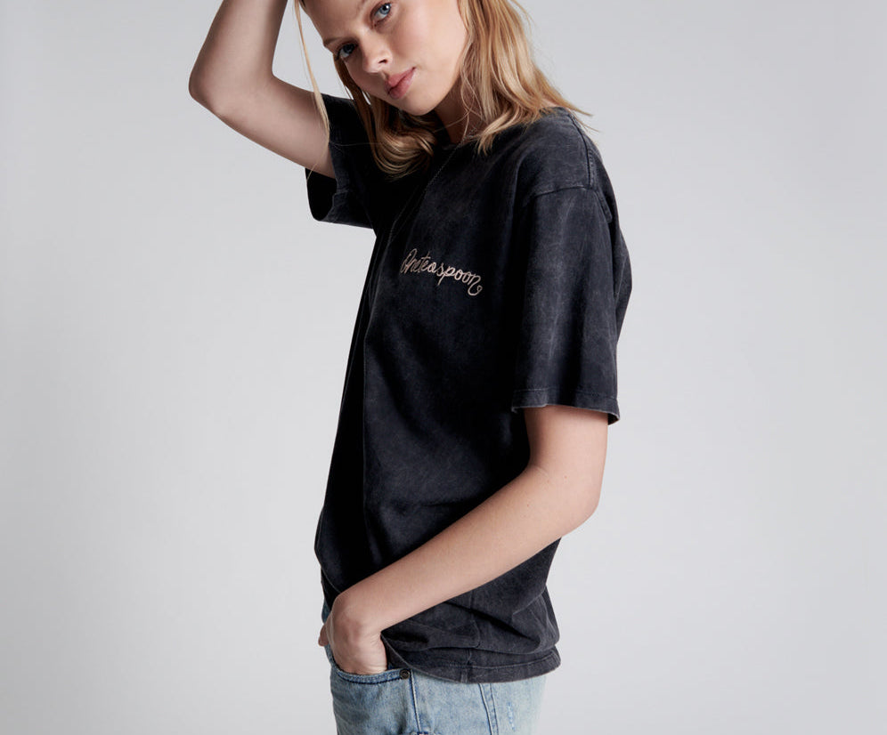 ONE TEASPOON EMBROIDERED UNISEX LOGO TEE