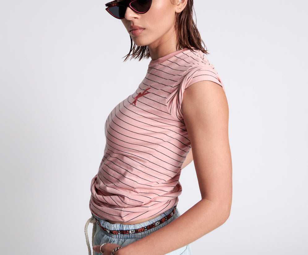 BOWER BIRD EMBROIDERED LOGO FITTED TEE PINK