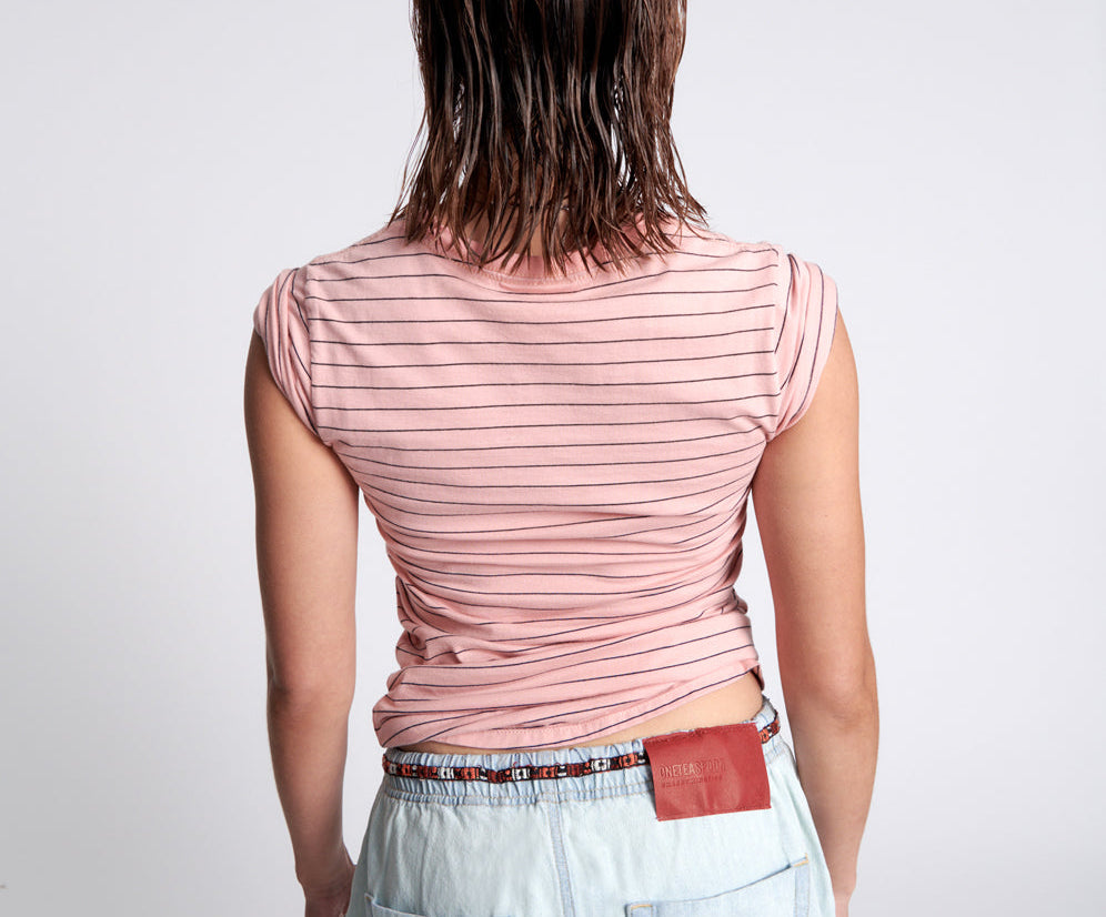 BOWER BIRD EMBROIDERED LOGO FITTED TEE PINK