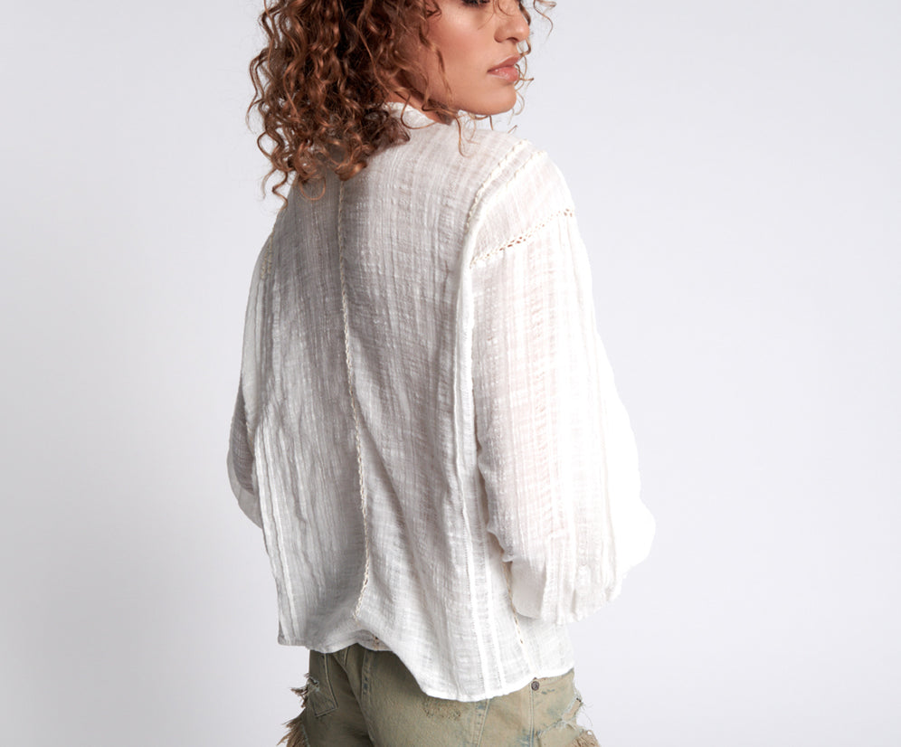 ARTISAN HAND MADE TOP