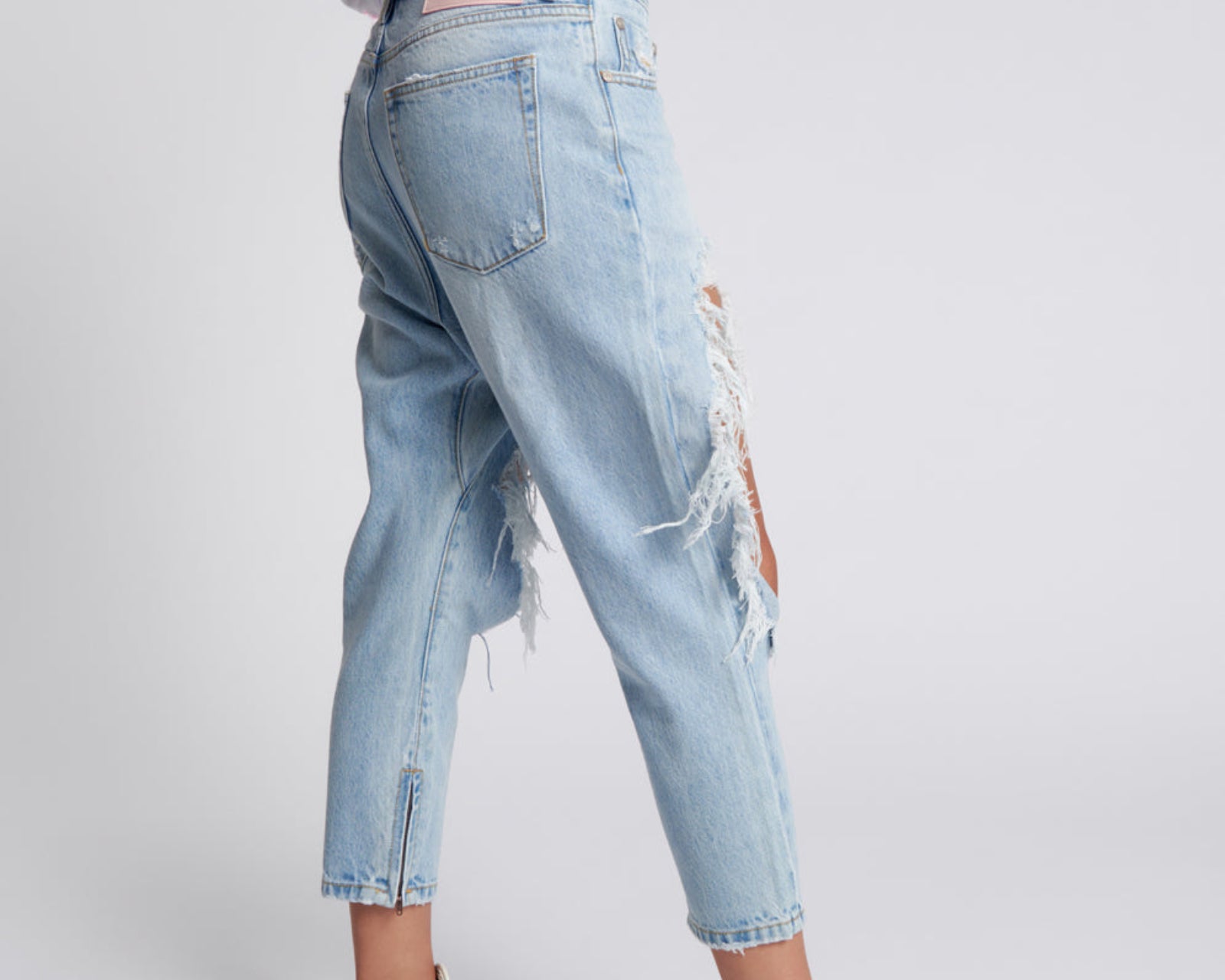 Kingpins Low Waist Cropped Boyfriend Denim Jeans - Fleetwood