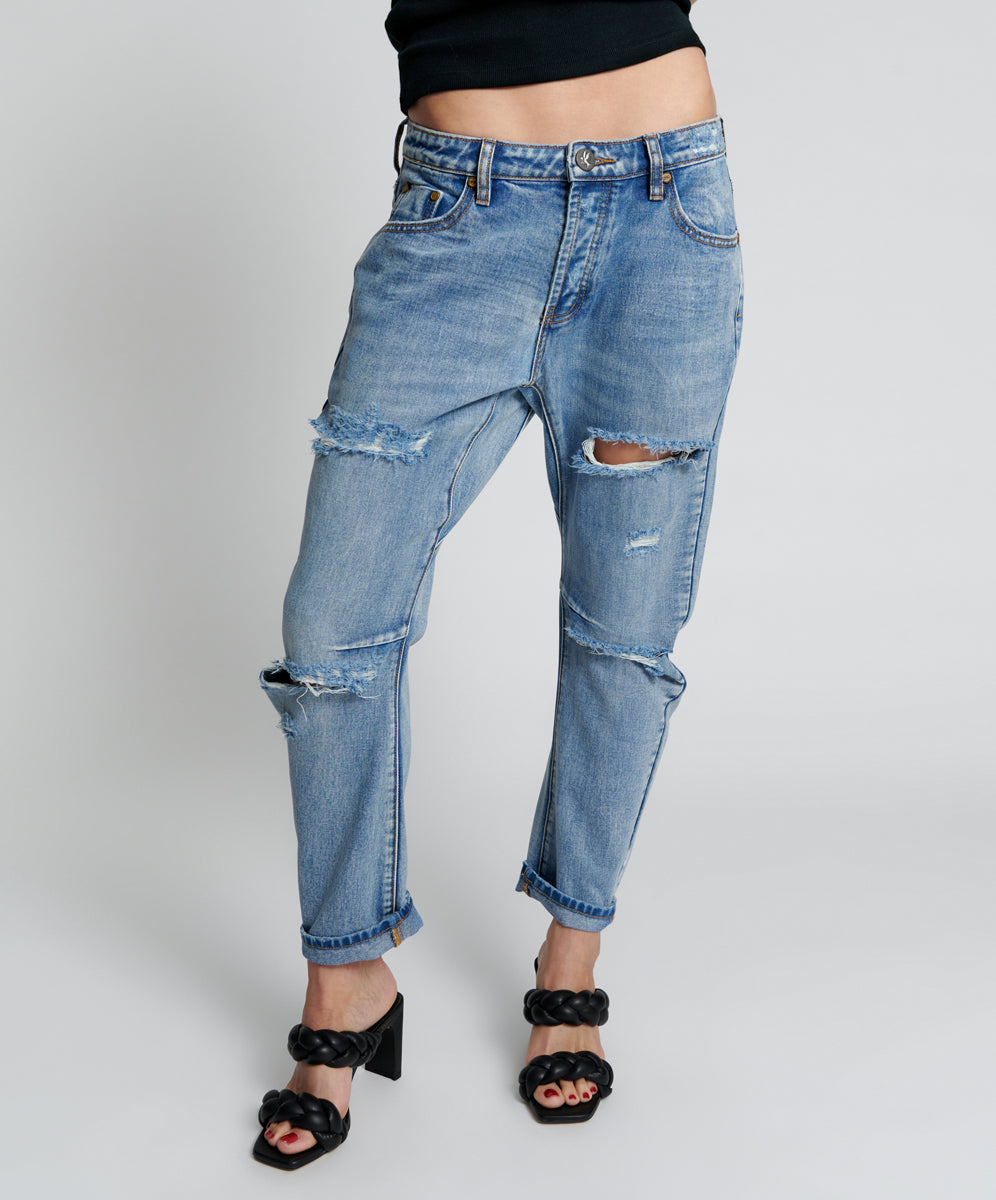 Last Stock Saints Low Waist Boyfriend Denim Jeans - Berlin Blue