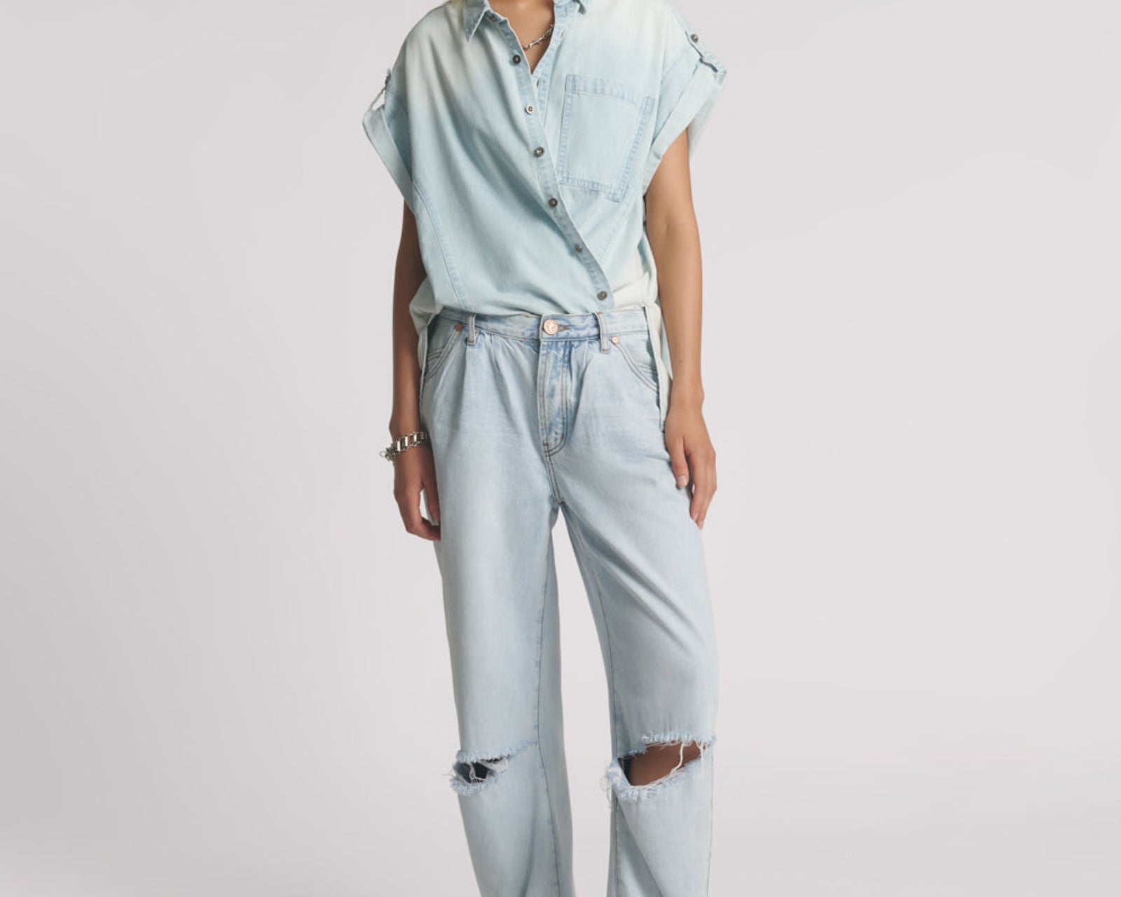 Smiths Low Waist Wide Leg Denim Jeans - Casanova