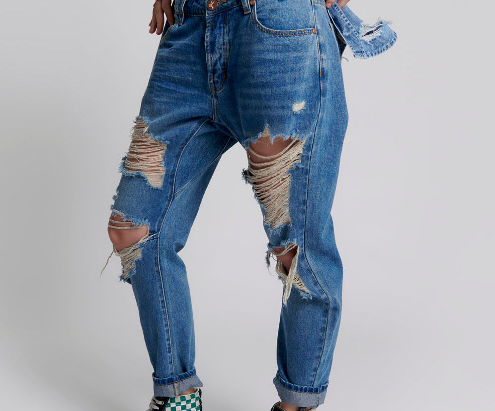 Saints Low Waist Boyfriend Denim Jeans - Pacifica