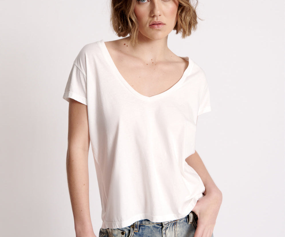 ONE TEASPOON ORGANIC SCOOP NECK BASIC TEE WHITE