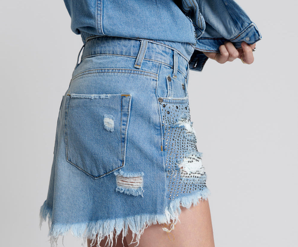 DESERT JEWEL JUNKYARD RELAXED DENIM MINI SKIRT