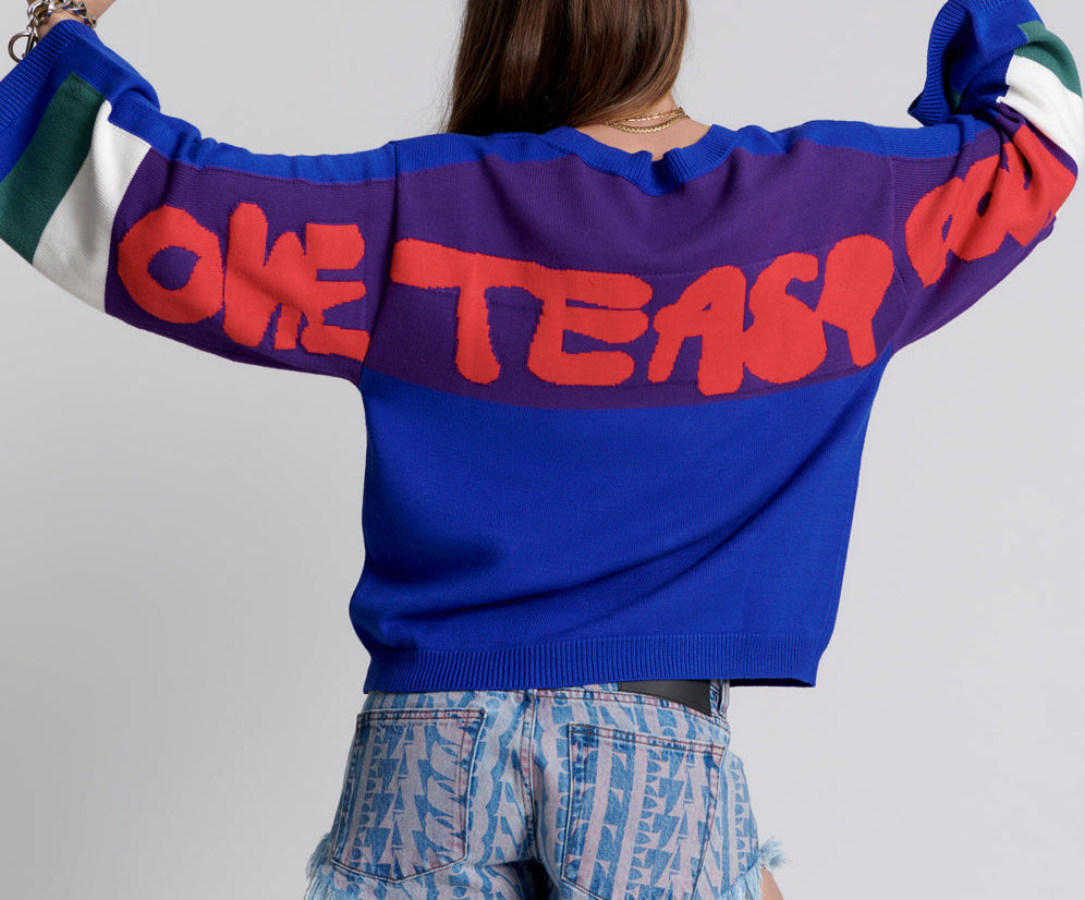 COLLEGE GRAFFITI KNIT SWEATER