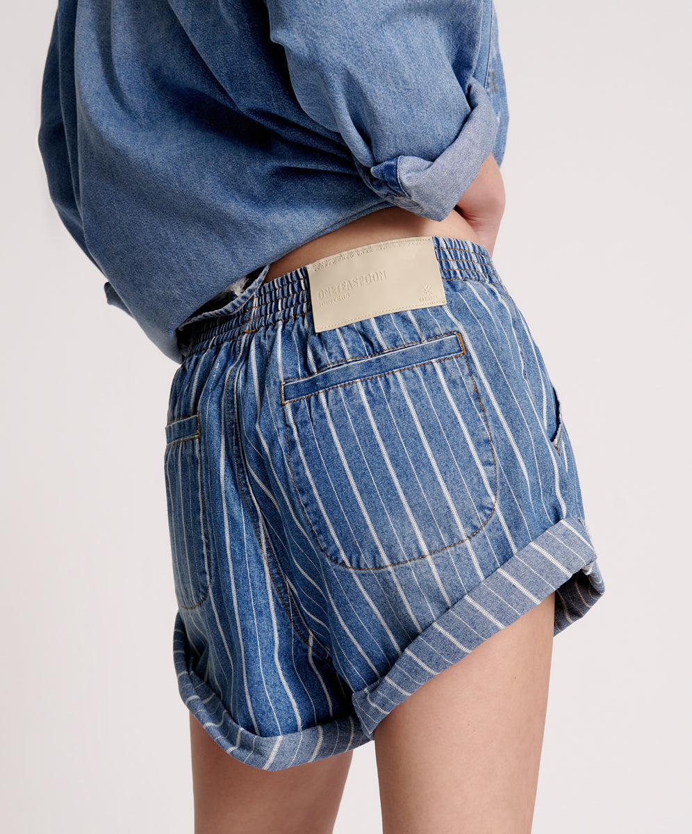 Products LE STRIPE HUNTERS MID WAIST RELAXED SHORTS