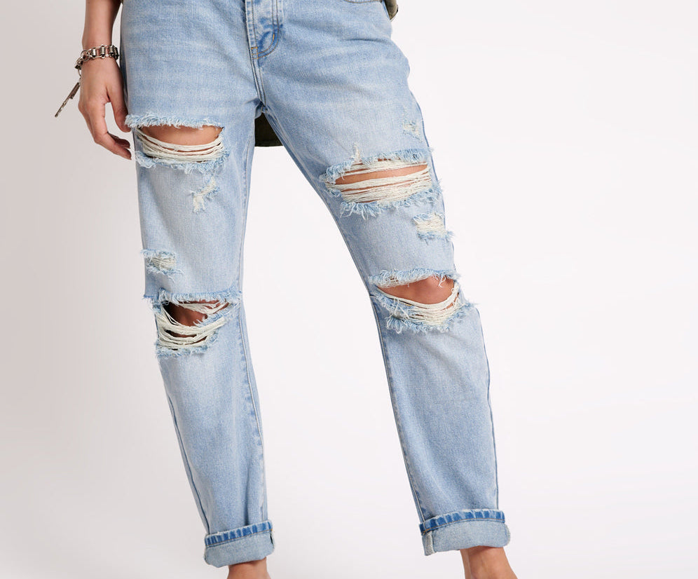 Saints Low Waist Boyfriend Denim Jeans - Hendrixe