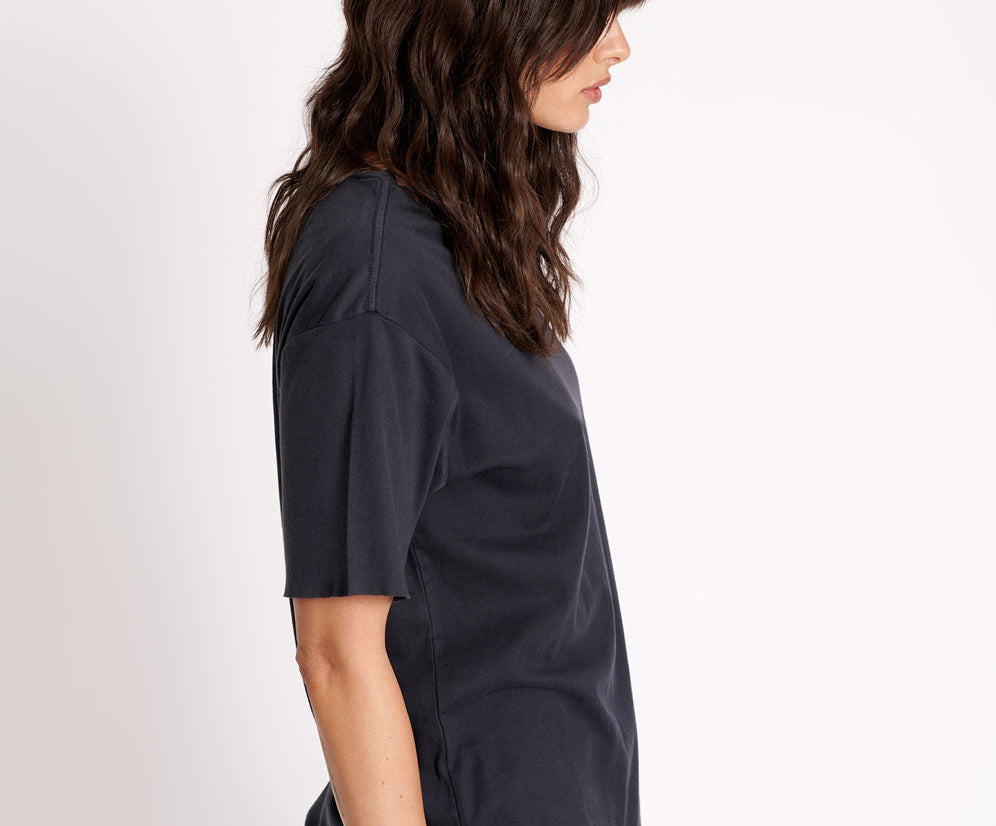 BLACK STONE RIBBED UNISEX TEE