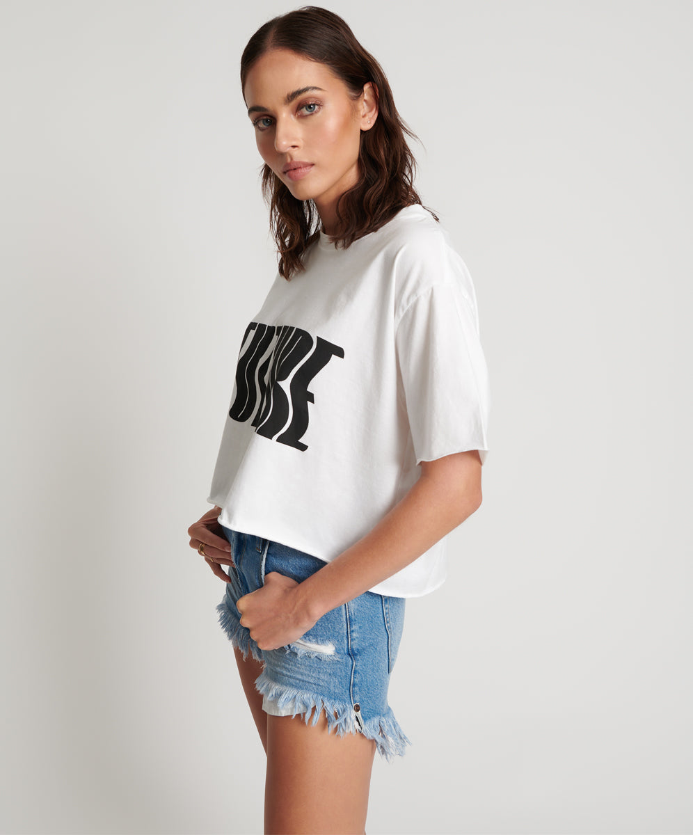 Last Stock WHITE CROPPED FUTURE TEE