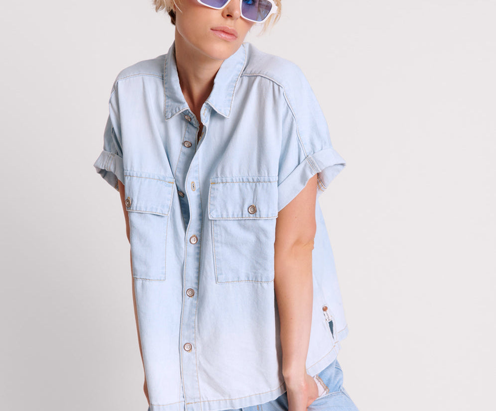 CLASSIC BLUE BOXY DENIM SHIRT