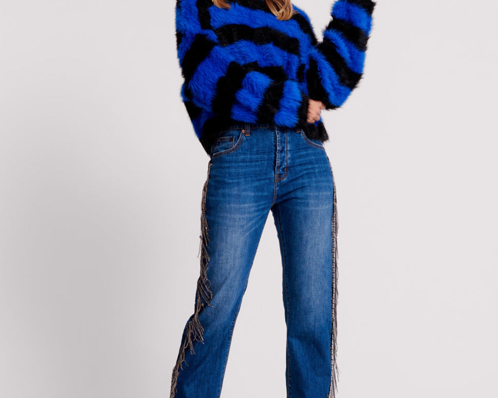 KRUGER STRIPE FLUFFY CROP KNIT SWEATER