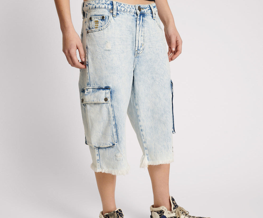 Skater Girl Low Waist Super Long Leg Shorts - Depeche Blue