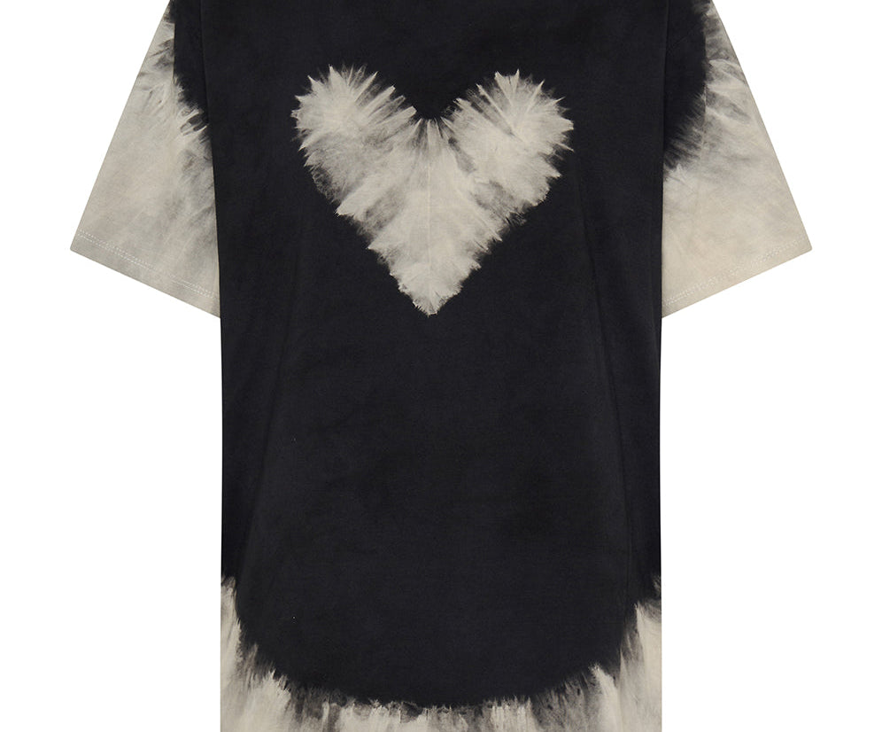 Beaming Heart Boyfriend Tee - White and Black