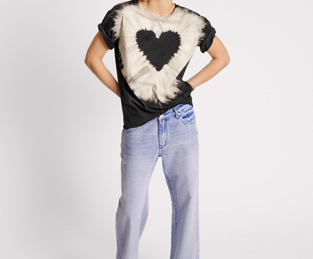 Heart Tie Dye Unisex Tee - Black