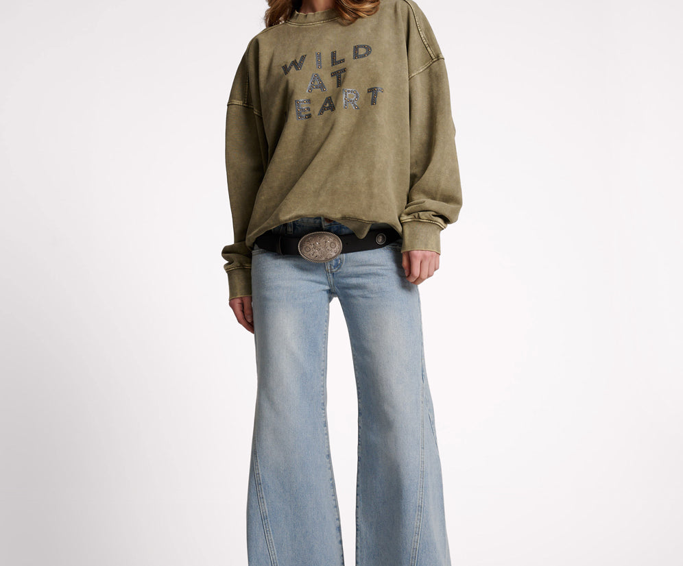 Johnnies Low Waist Wide Leg Denim Jeans - Hendrixe