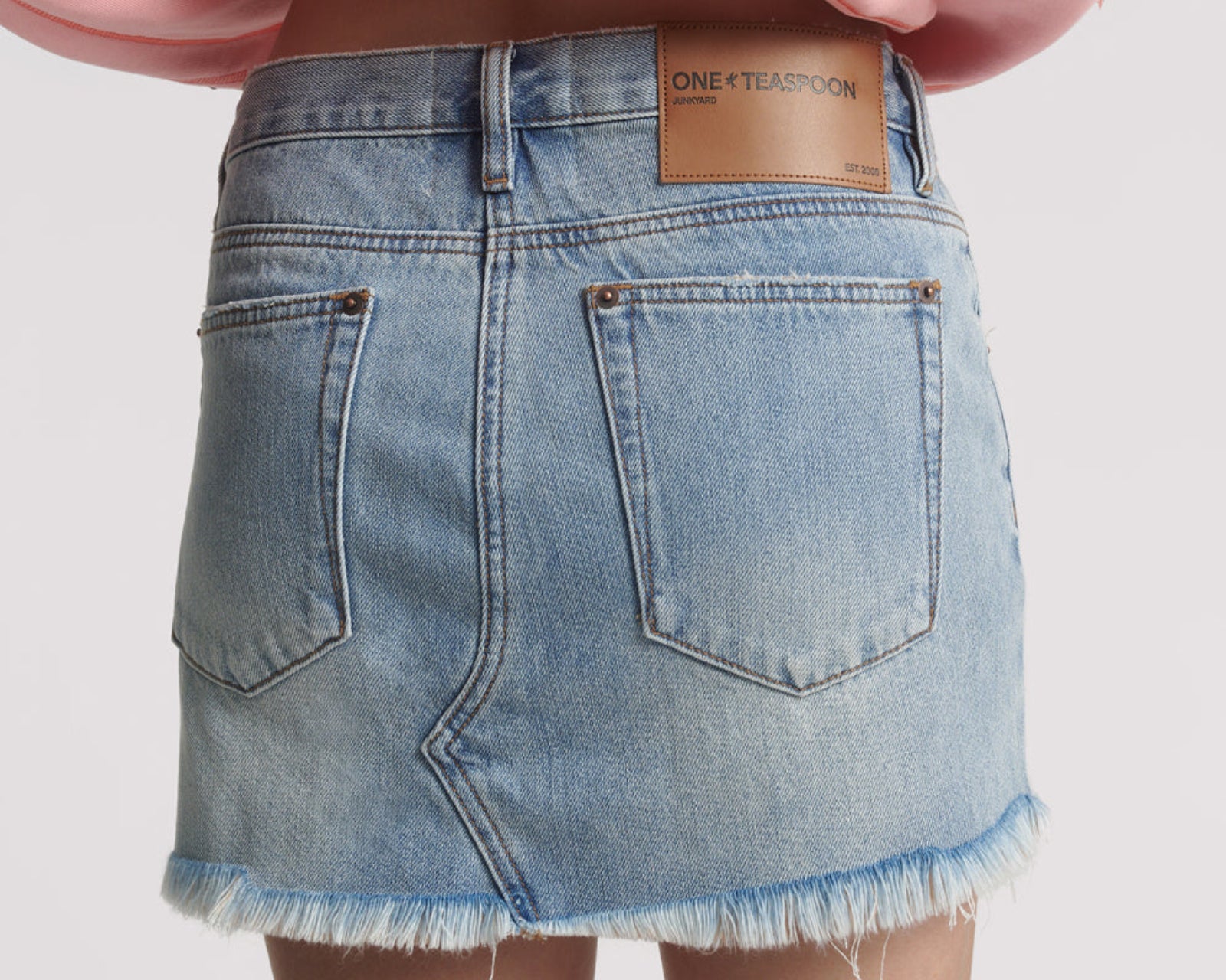 Junkyard Low Waist Relaxed Mini Denim Skirt - Blue Tobacco