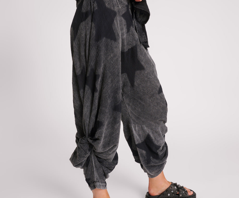 BLACK STAR MUSLIN GYPSY PANTS