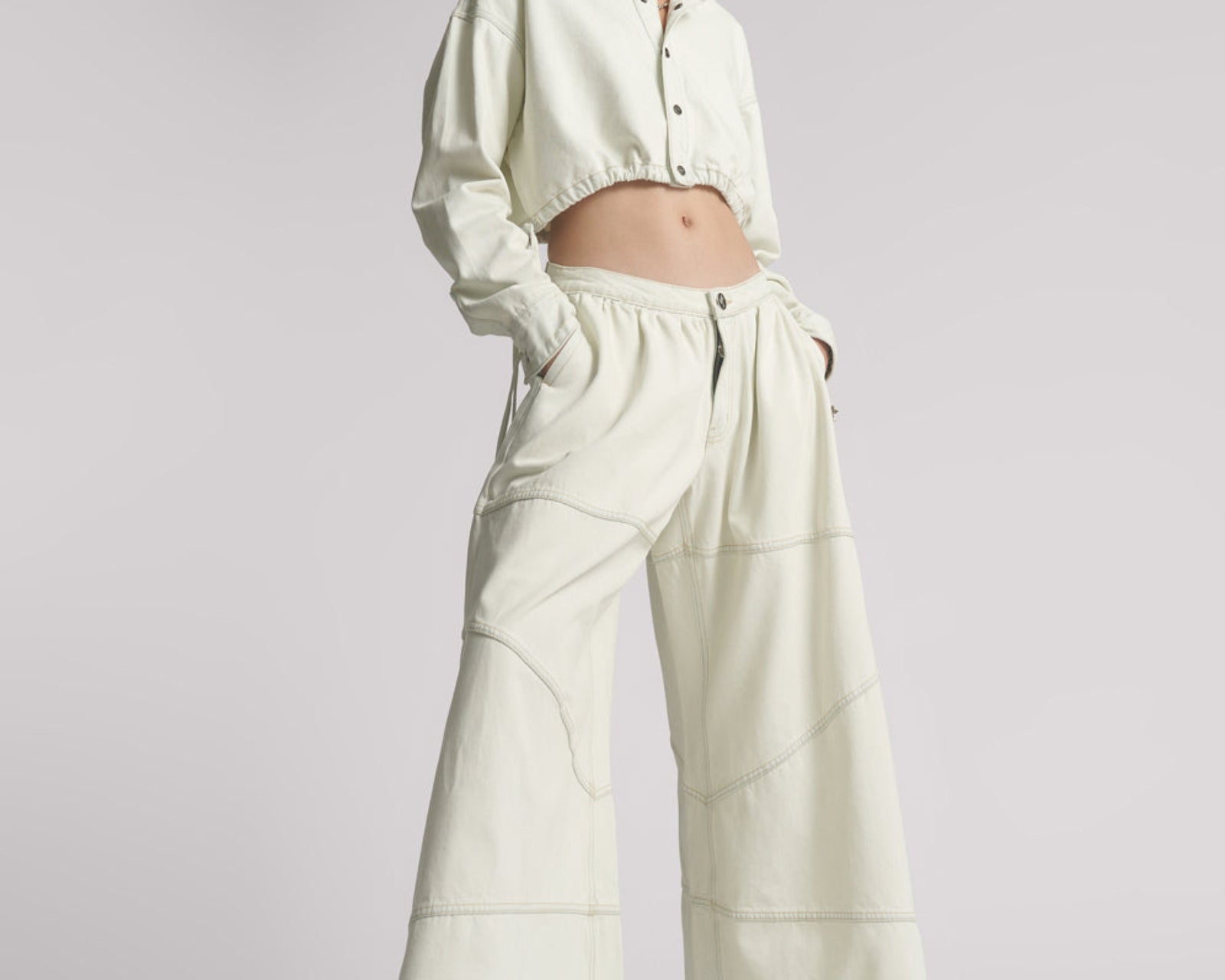 Daddios Low Waist Super Wide Leg Denim Jeans -  Blue Cream