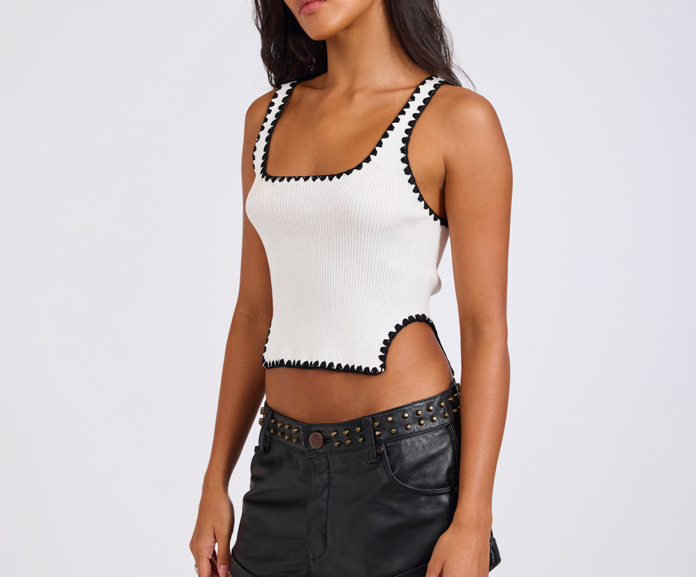 Knitted Scallop Tank Top - Cream