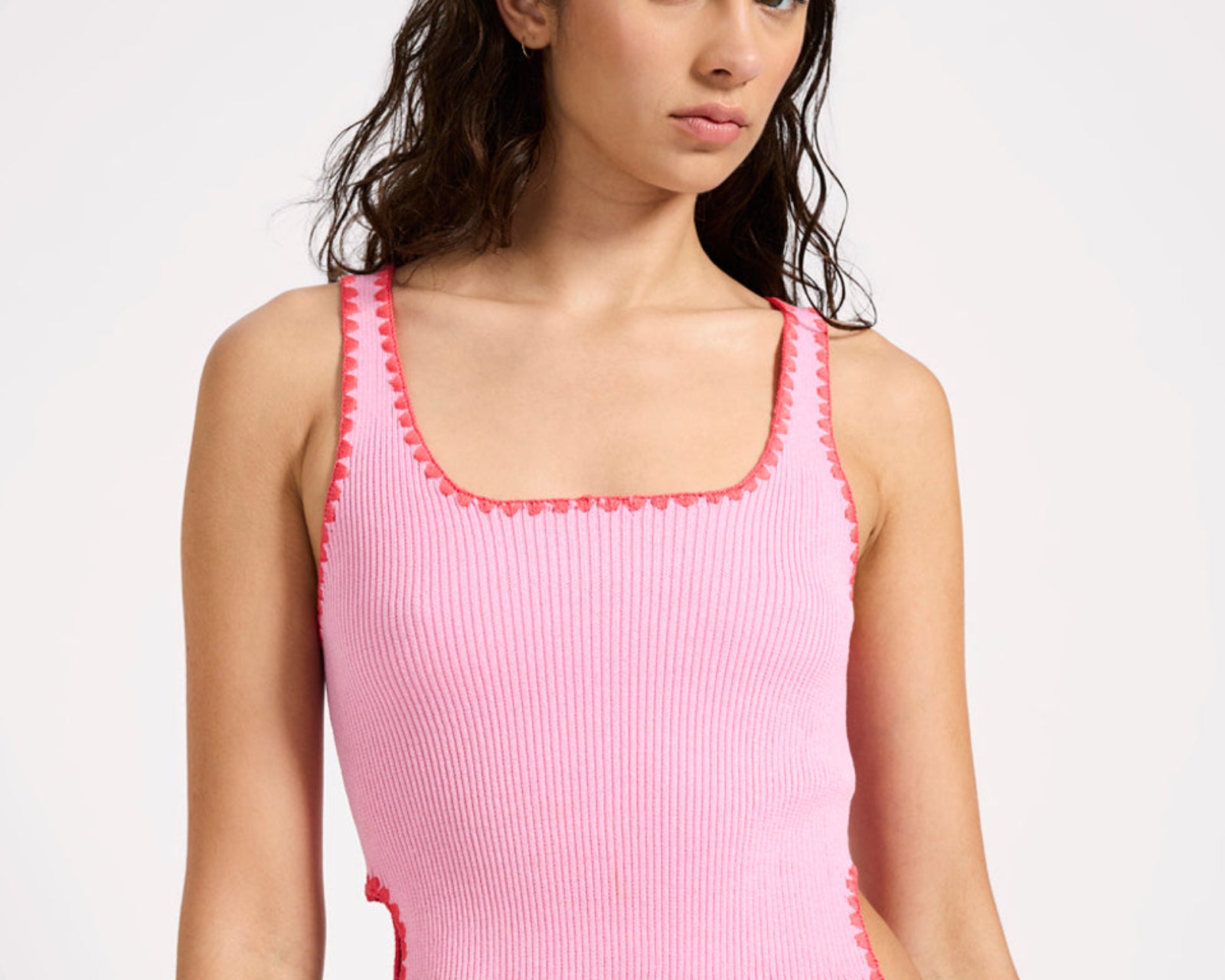 Scallop Knitted Vest - Pink