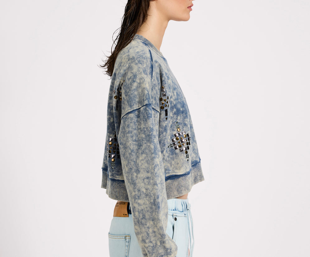 Fleece Cropped Star Studded Sweater - Acid Wash Blue