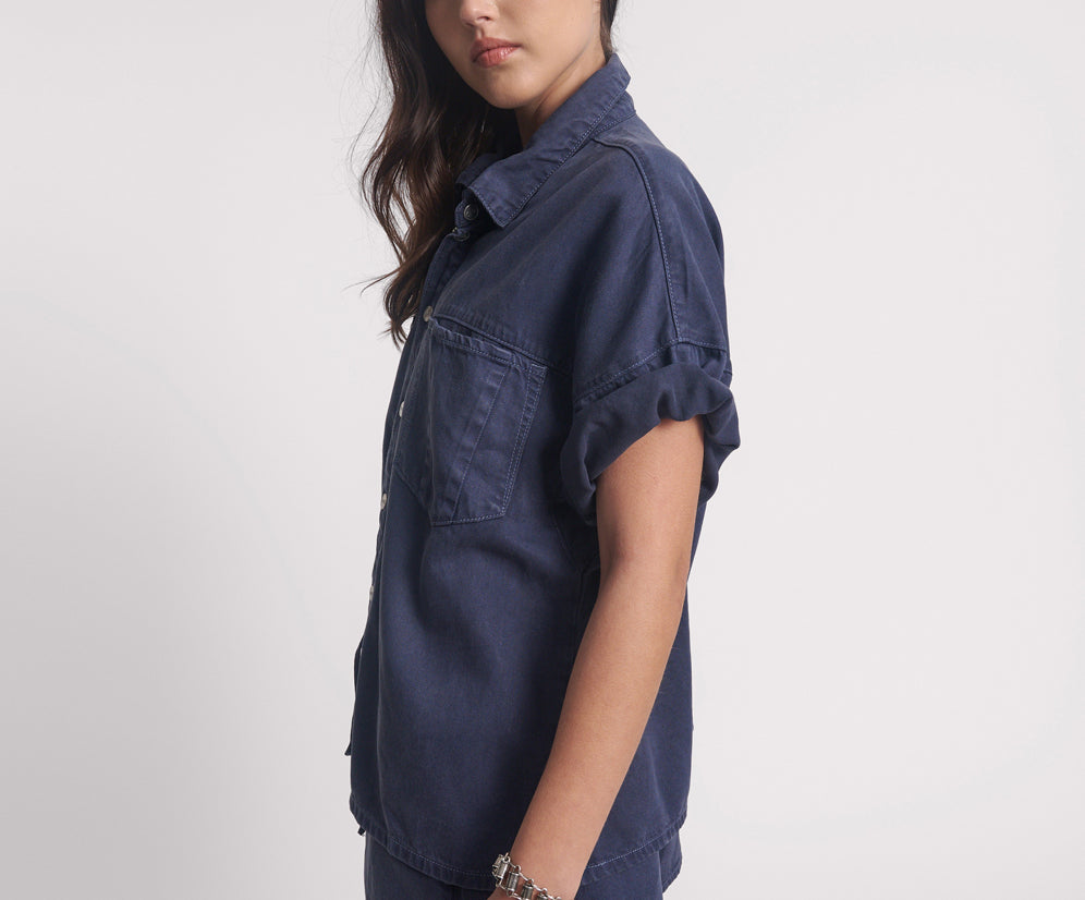 MIDNIGHT DRIFT SHORT SLEEVE DENIM SHIRT