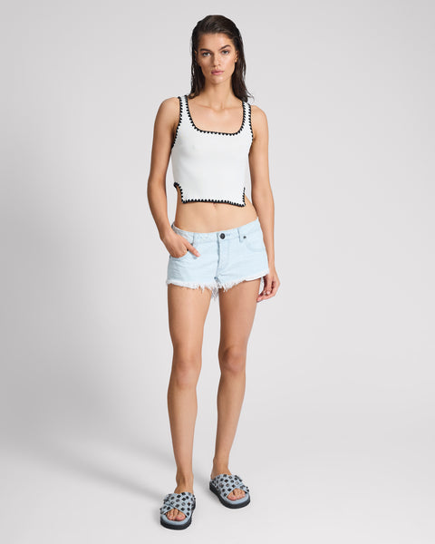 【KOOLOSET】Western Mood Sand Bermuda Denim Glittering crystals denim Bermuda short | Casablanca | | Simons