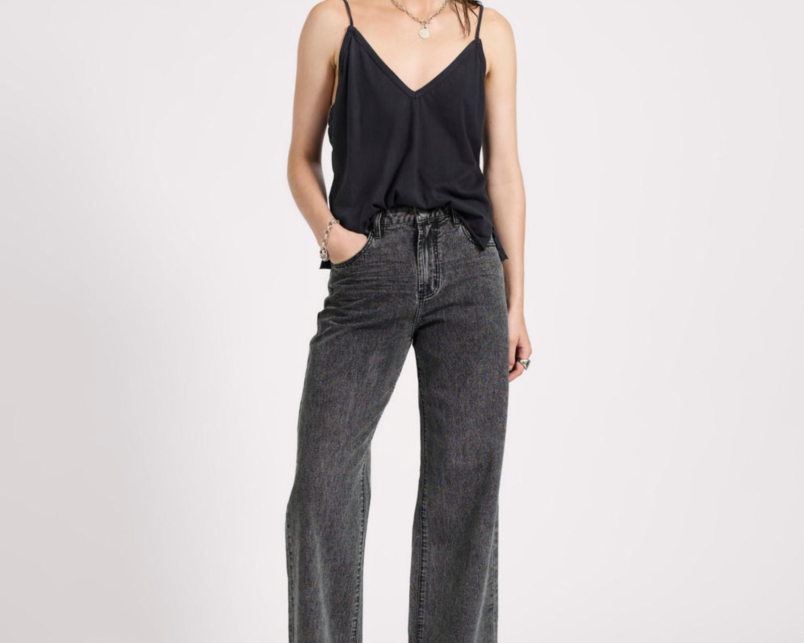 Jackson Mid Waist Wide Leg Denim Jeans - Worn Black